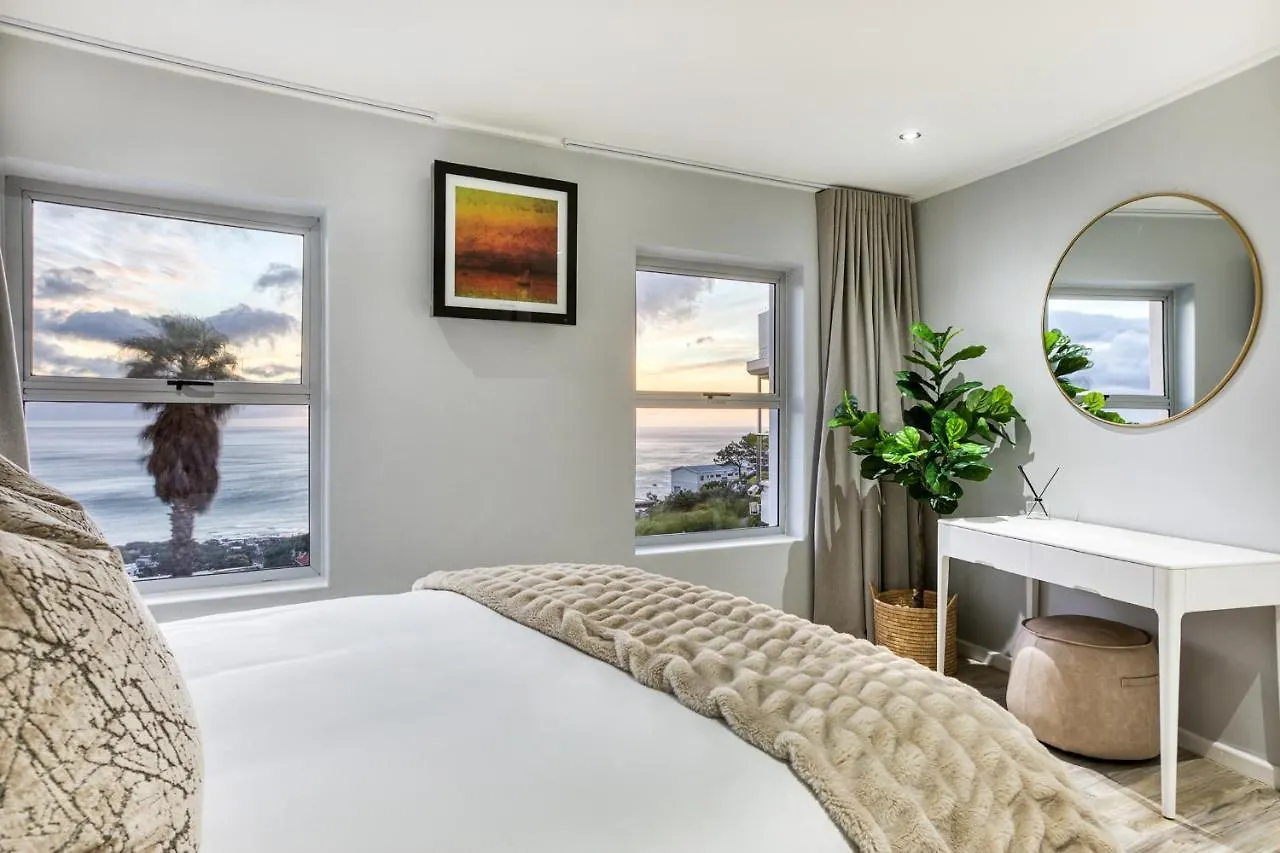 Hutchinson Villa Cape Town