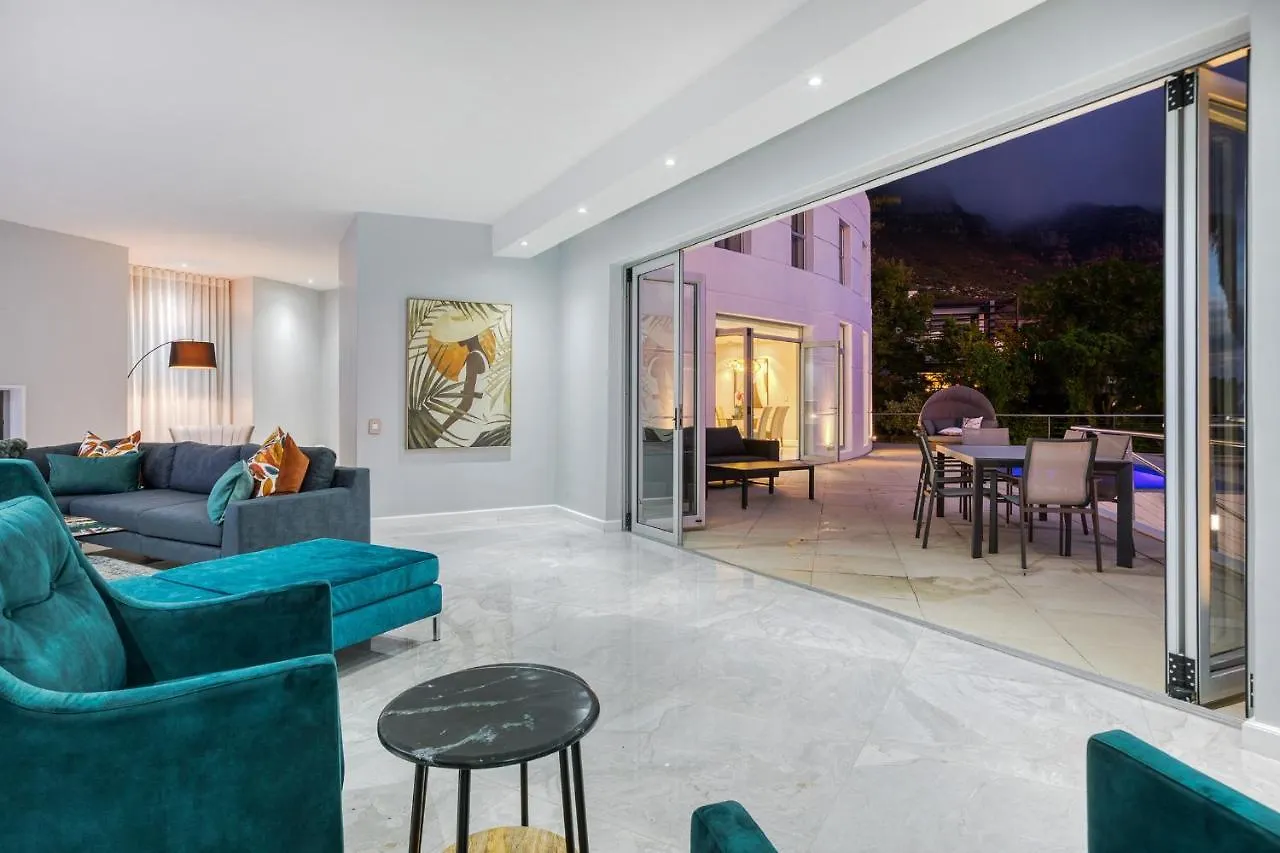Hutchinson Villa Cape Town